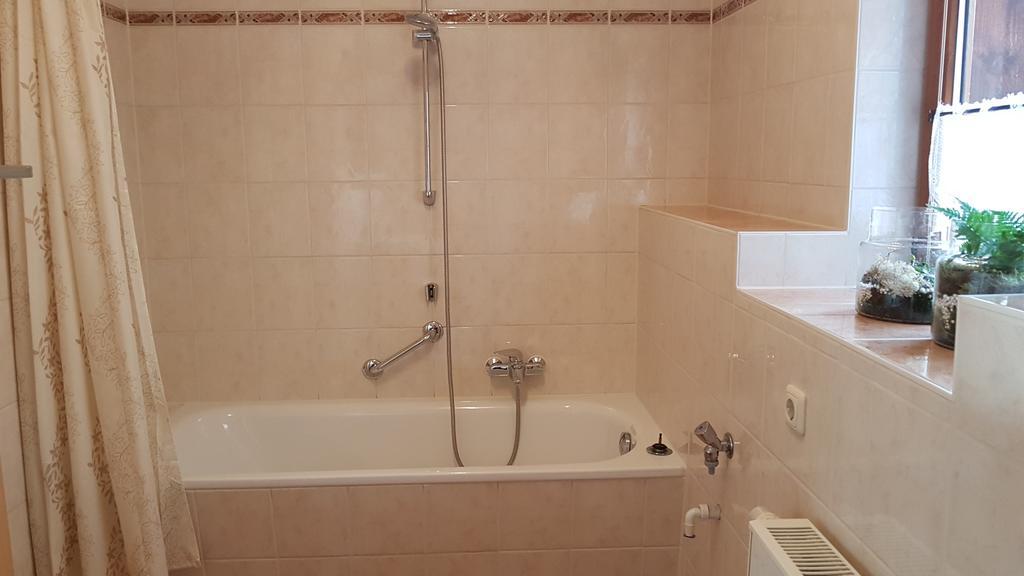 Ferienwohnung Giesa Jena Esterno foto